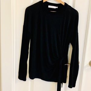 All In Favor Front Side Tie Knit Top Women’s, M